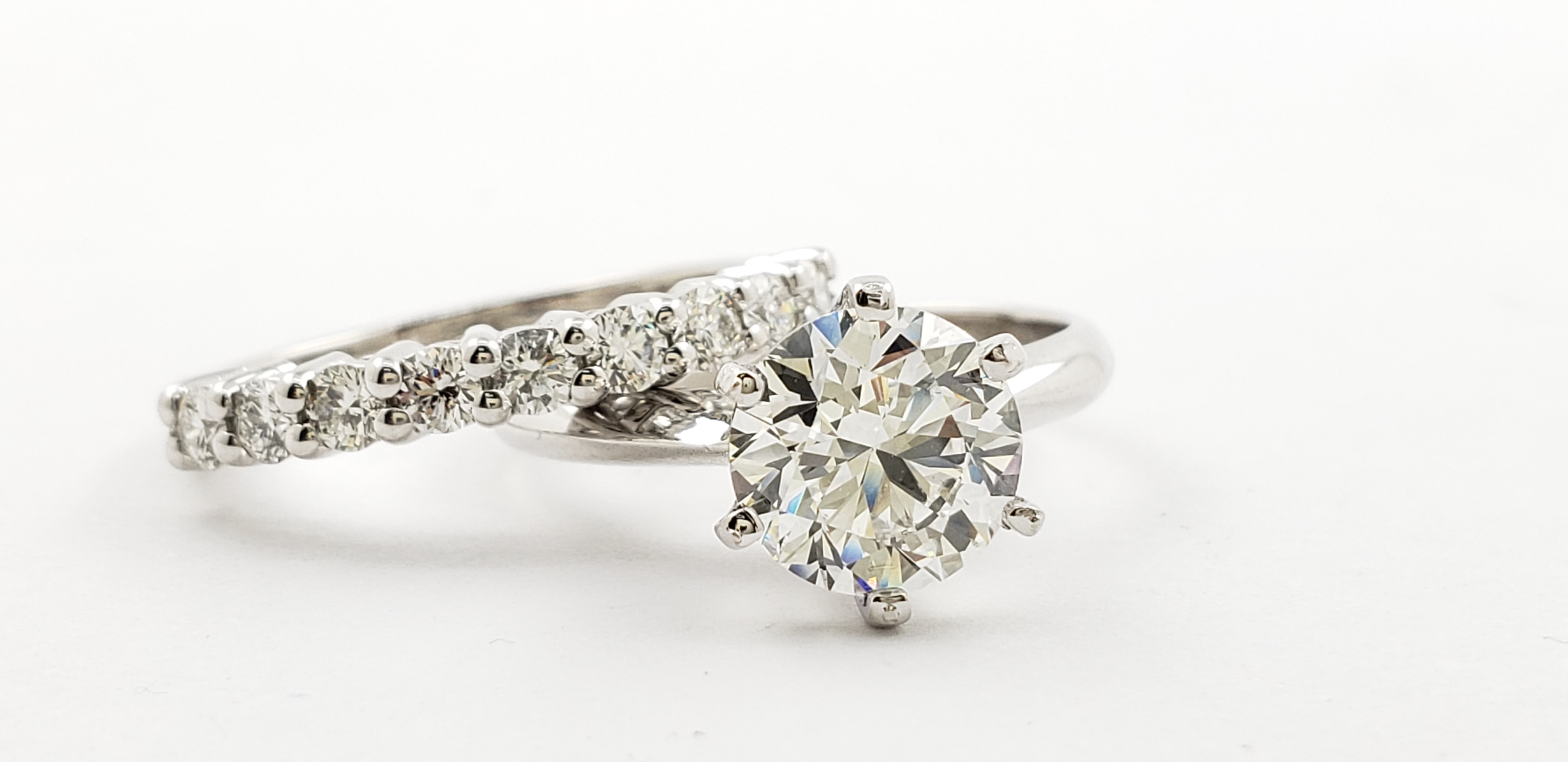 Round Shape Bridal Set